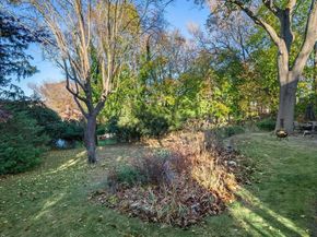 10 Devon Place, Northport NY 11768