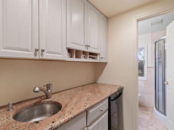 10 Devon Place, Northport NY 11768
