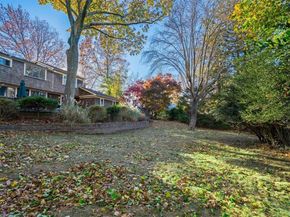 10 Devon Place, Northport NY 11768