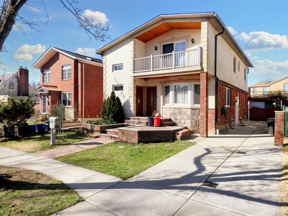 53-40 198 Street, Fresh Meadows NY 11365