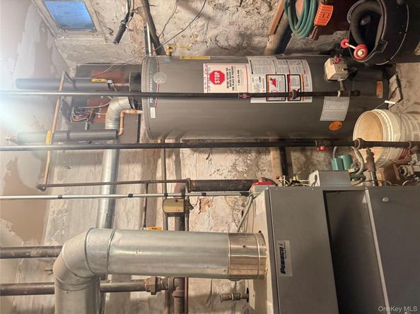 6813 60th Street, Ridgewood NY 11385