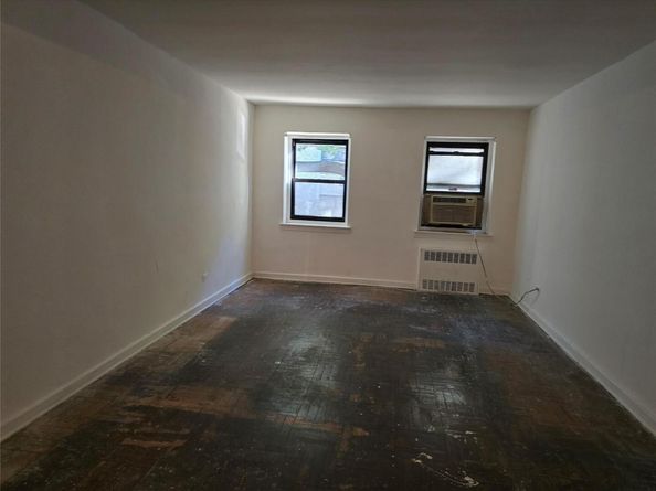 102-25 67th RD 1F, Forest Hills NY 11375
