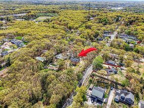 11 Sunrise Place, Farmingville NY 11738