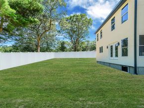 11 Sunrise Place, Farmingville NY 11738