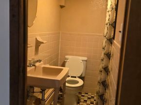 1041 Russell Street, Franklin Square NY 11010