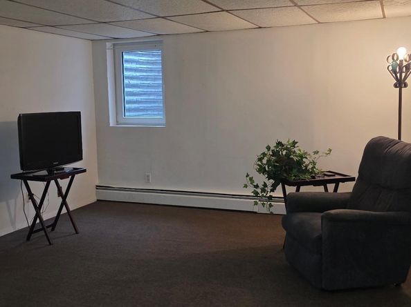 1041 Russell Street, Franklin Square NY 11010