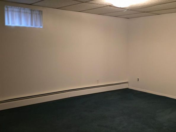 1041 Russell Street, Franklin Square NY 11010
