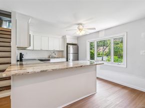 11 Longleaf Lane, Medford NY 11763