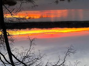 17 Youngs Lane, Setauket NY 11733