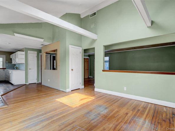 187 Audwin Drive, Islip Terrace NY 11752