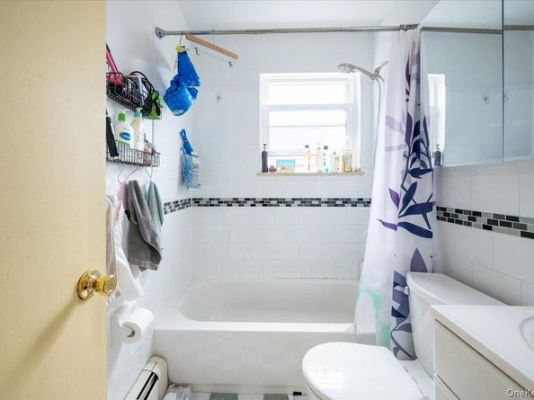 16608 29th Avenue, Flushing NY 11358
