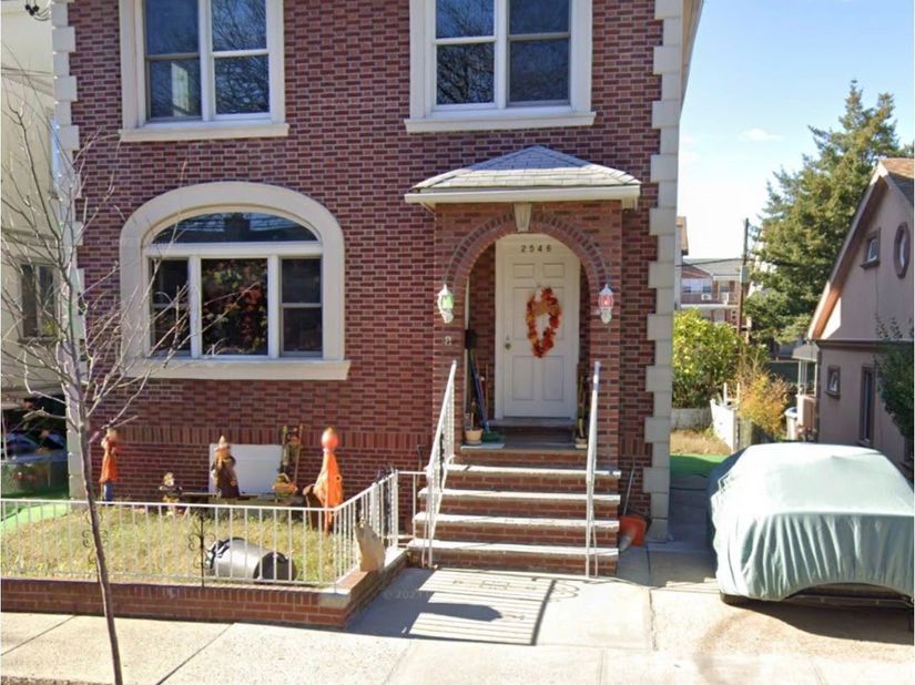 2546 E 29th Street, Sheepshead Bay, NY 11235 For Sale