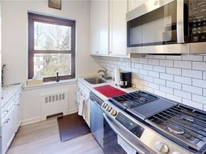 50 White Oak Street 4B, New Rochelle NY 10801