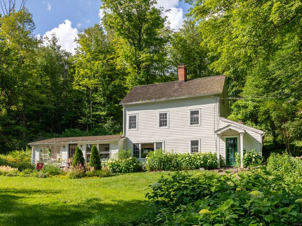 1 Coburn Road W, Sherman CT 06784