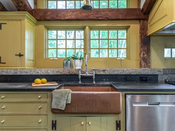 1 Coburn Road W, Sherman CT 06784