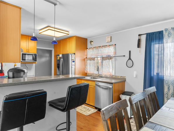 8 Stonecrop Road, Norwalk CT 06851
