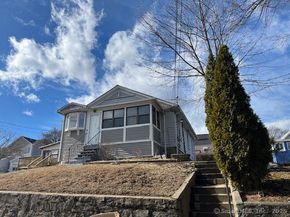 217 Hillcrest Road, Bridgeport CT 06606