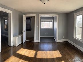 217 Hillcrest Road, Bridgeport CT 06606