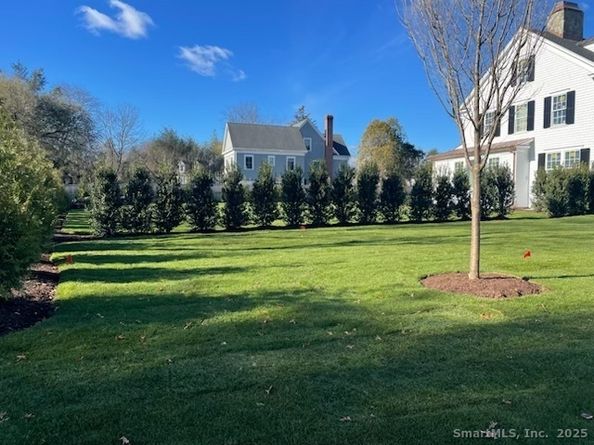 36 Maple Avenue S, Westport CT 06880