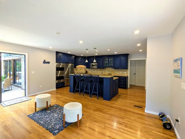 21 Holiday Point Road, Sherman CT 06784