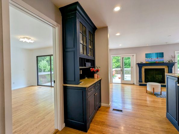 21 Holiday Point Road, Sherman CT 06784