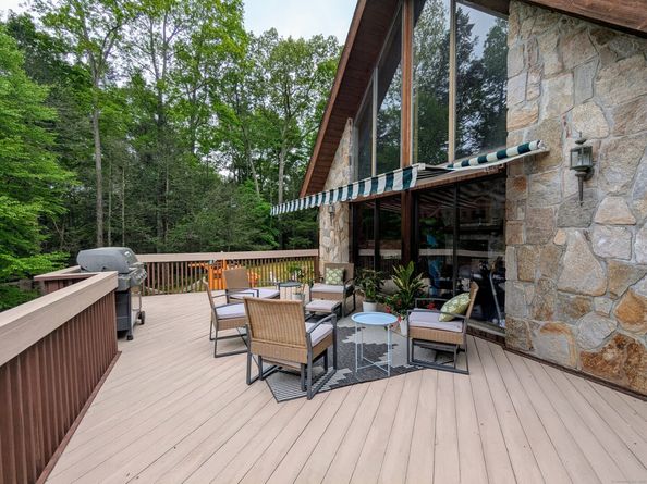 21 Holiday Point Road, Sherman CT 06784