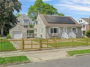 184 Merritt Street, Bridgeport CT 06606