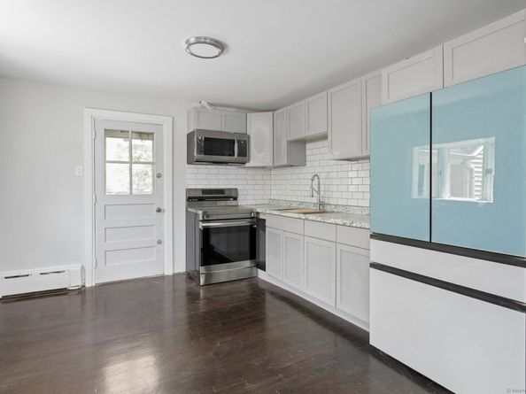 184 Merritt Street, Bridgeport CT 06606
