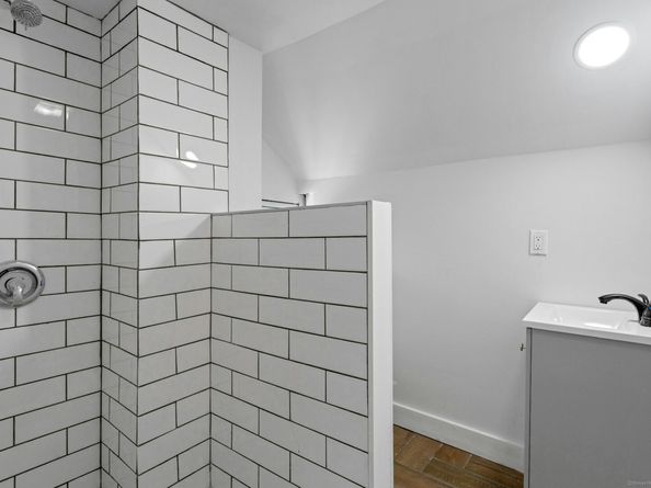 184 Merritt Street, Bridgeport CT 06606