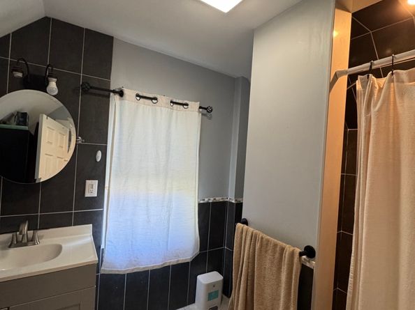 Undisclosed Address #24098528, Bridgeport CT 06607