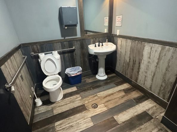 Undisclosed Address #24098528, Bridgeport CT 06607