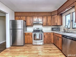 26 Craig Lane, Trumbull CT 06611
