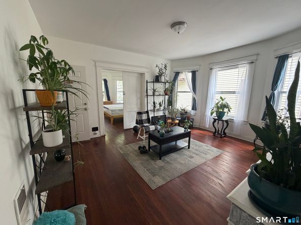 1211 Park Avenue, Bridgeport CT 06604