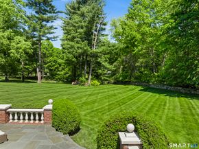 111 Golden Pond Lane, Fairfield CT 06824