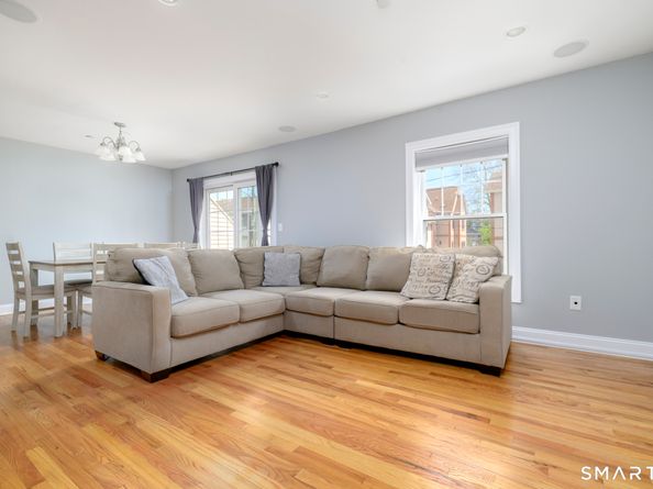 2 Finney Lane 31, Stamford CT 06902