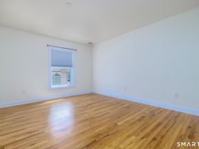 2 Finney Lane 31, Stamford CT 06902