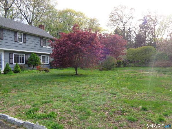151 Sun Dance Road, Stamford CT 06905