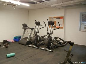 27 Northill Street 1P, Stamford CT 06907