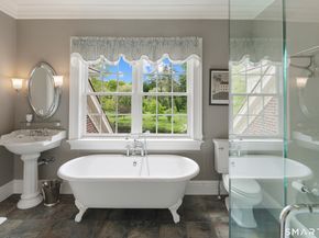 36 Richmond Hill Road, New Canaan CT 06840