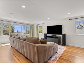 82 Lee Drive, Fairfield CT 06824