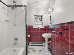 82 Lee Drive, Fairfield CT 06824