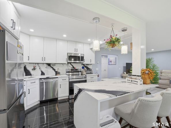 187 Flax Hill Road D1, Norwalk CT 06854