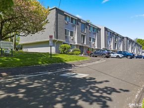 187 Flax Hill Road D1, Norwalk CT 06854