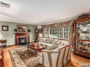 3 Poe Place, Shelton CT 06484