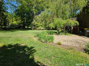 2010 Old Town Road, Trumbull CT 06611