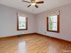293 Pleasantview Avenue, Bridgeport CT 06606