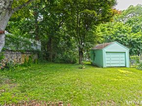 293 Pleasantview Avenue, Bridgeport CT 06606