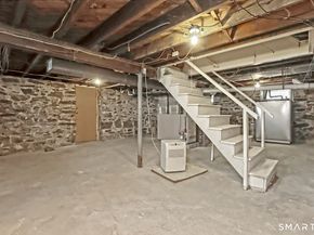 293 Pleasantview Avenue, Bridgeport CT 06606
