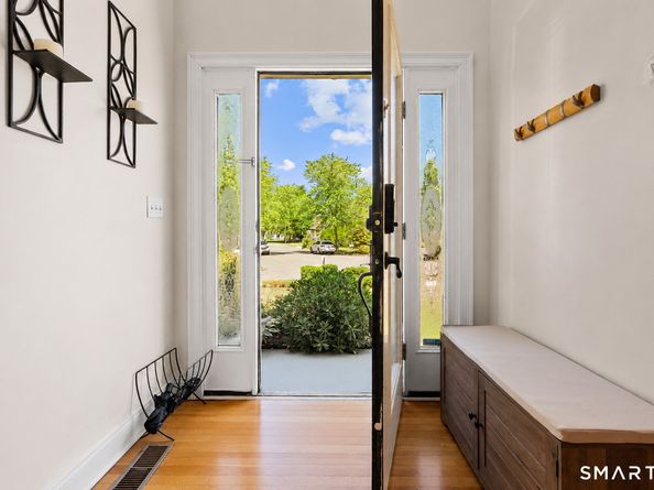 200 Captains Walk, Stratford CT 06615