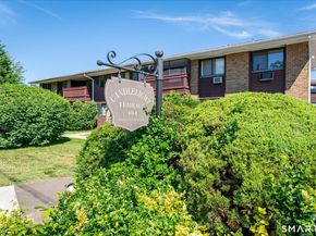 154 Cold Spring Road 23, Stamford CT 06905